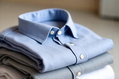 Camisas de lino sostenible para oficina